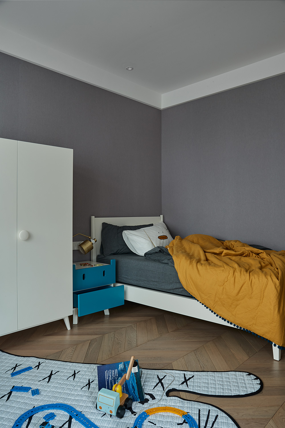 在起風(fēng)的季節(jié)心理向往著柔軟的裝飾設(shè)計，平凡地過著舒心的生活-兒童房