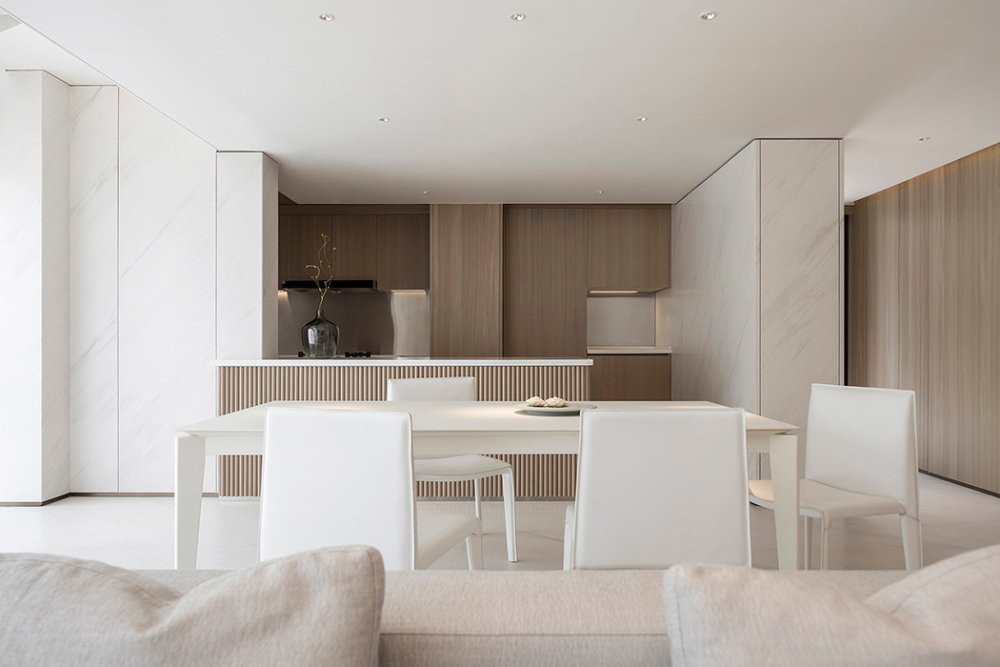 輕奢素雅風格室內(nèi)家裝案例效果圖-餐廳 輕奢素雅風格室內(nèi)家裝案例效果圖-餐廳