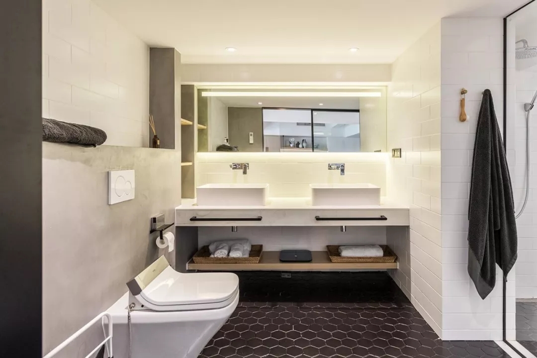 裝修公司現(xiàn)代輕奢風(fēng)格復(fù)式裝修效果圖-衛(wèi)生間 裝修公司現(xiàn)代輕奢風(fēng)格復(fù)式裝修效果圖-衛(wèi)生間