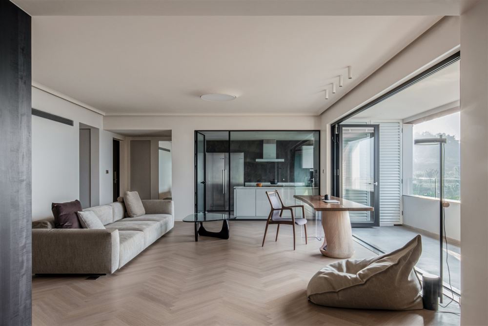 佛山市恒大山湖郡新中式風格四居室裝修案例