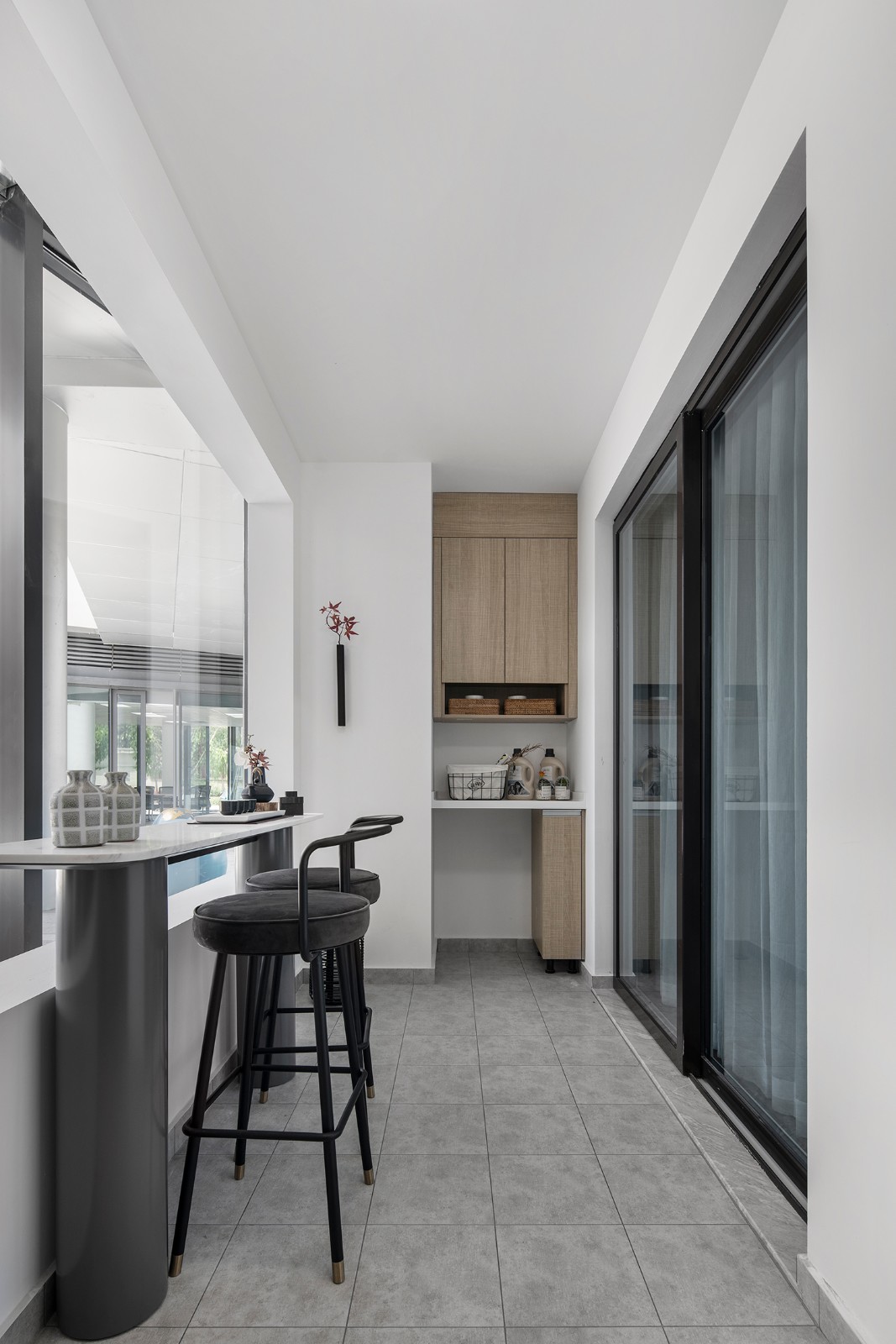 簡歐輕奢風格家裝設計室內裝修效果圖-陽臺 簡歐輕奢風格家裝設計室內裝修效果圖-陽臺