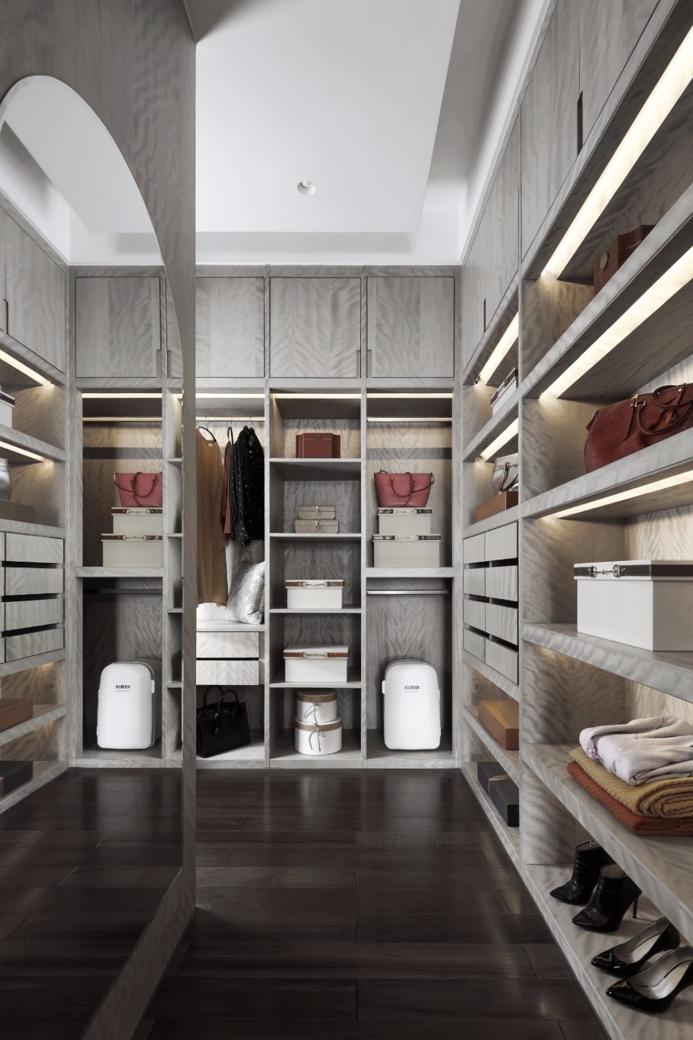 現代簡約風格室內設計家裝案例-衣帽間 現代簡約風格室內設計家裝案例-衣帽間