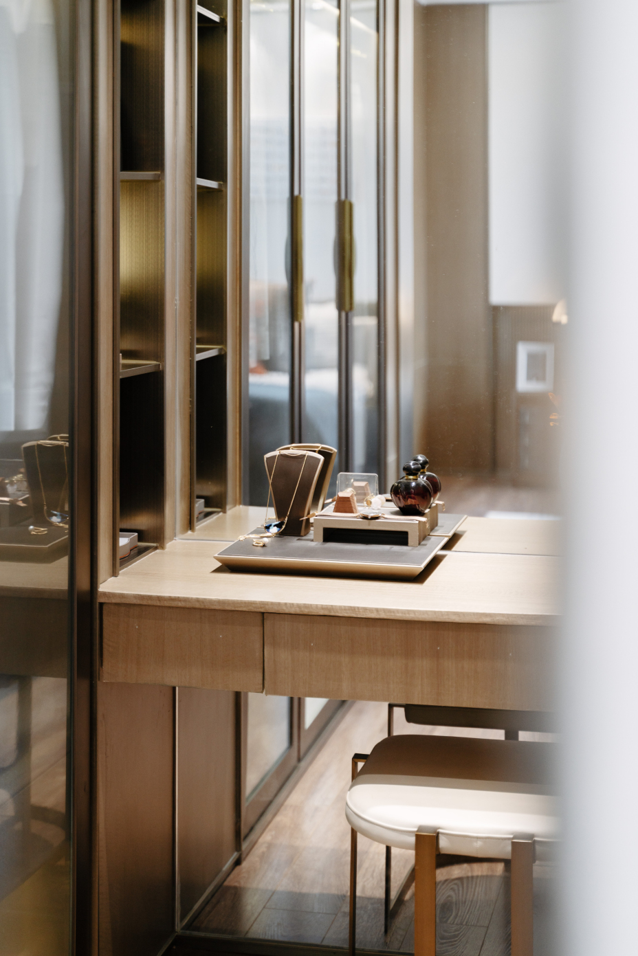 新中式風格室內家裝案例效果圖-梳妝臺 新中式風格室內家裝案例效果圖-梳妝臺