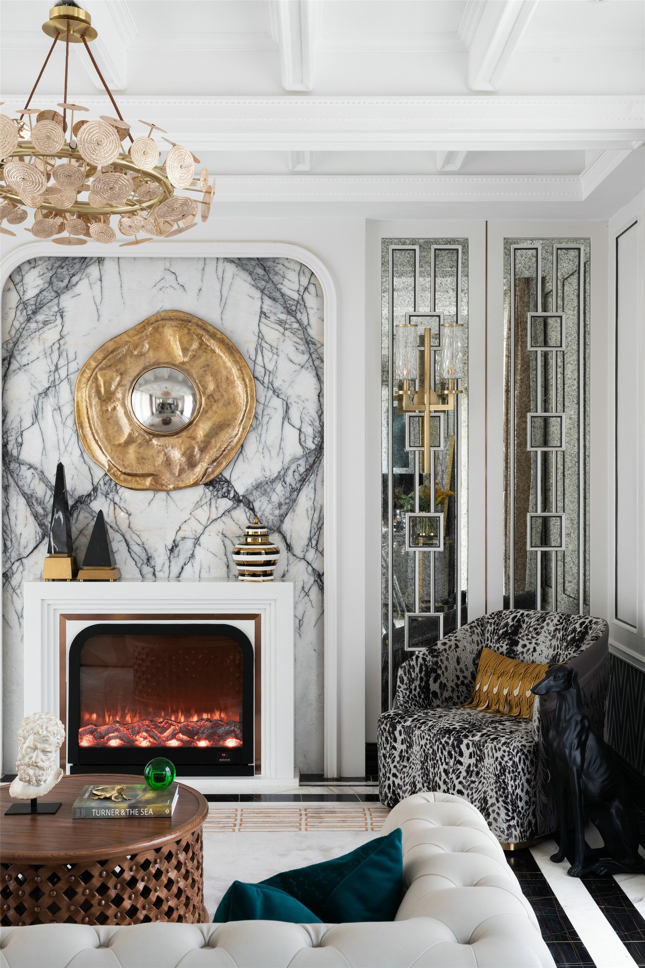 歐式輕奢風格室內家裝案例效果圖-客廳沙發(fā) 歐式輕奢風格室內家裝案例效果圖-客廳沙發(fā)